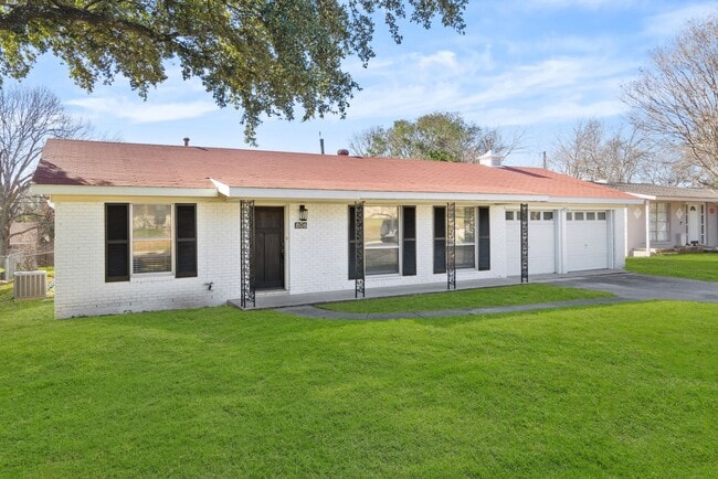 806 Northstar Dr in San Antonio, TX - Building Photo - Building Photo