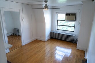 11 Buswell St, Unit 5 in Boston, MA - Building Photo - Building Photo