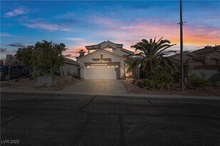 8758 Arawana Pl in Henderson, NV - Building Photo