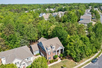 9810 Daufuskie Dr in Charlotte, NC - Building Photo - Building Photo