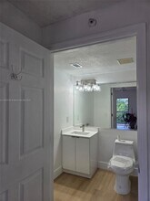 1918 Brickell Ave in Miami, FL - Building Photo - Building Photo