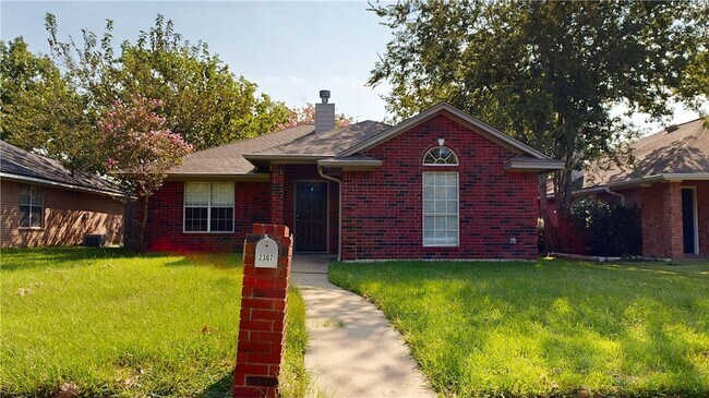 property at 2307 Carnation Ct