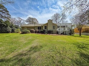 4093 Deerbrook Way SW in Lilburn, GA - Building Photo - Building Photo