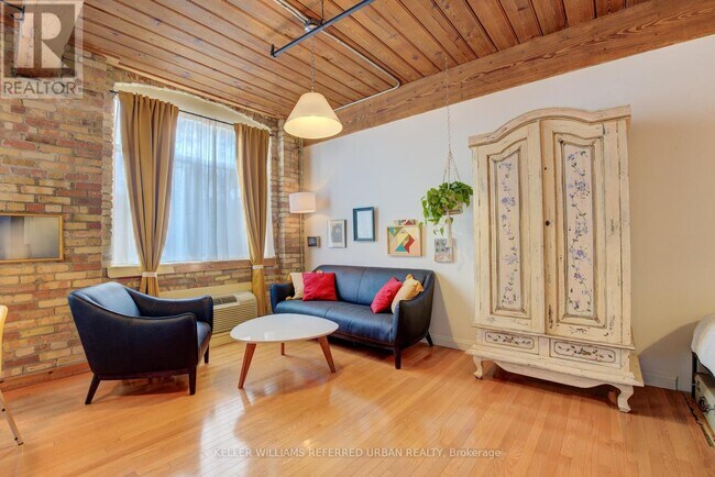 24 Noble St in Toronto, ON - Building Photo - Building Photo