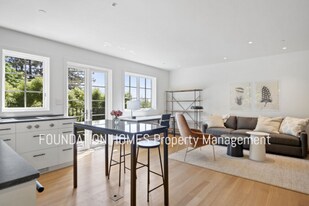 215 Molino Ave in Mill Valley, CA - Building Photo