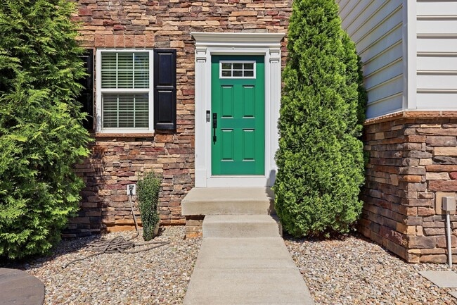 4435 Sunset Dr in Charlottesville, VA - Building Photo - Building Photo