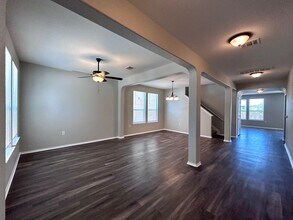8916 Ipswich Bay Dr in Austin, TX - Building Photo - Building Photo
