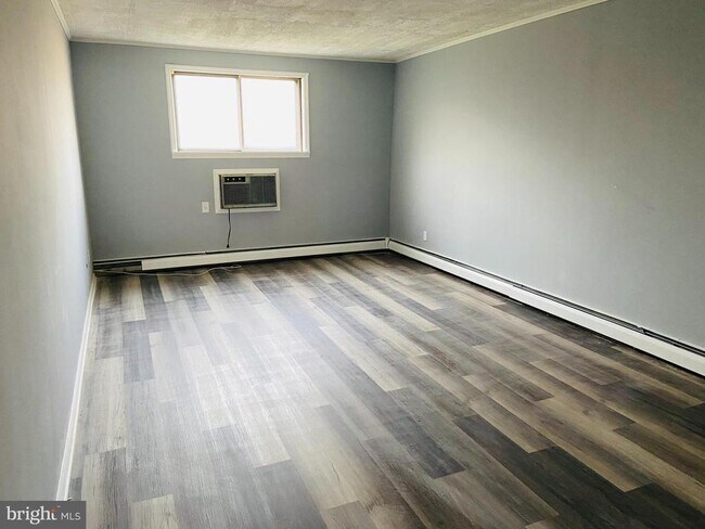 property at 1575 W Street Rd