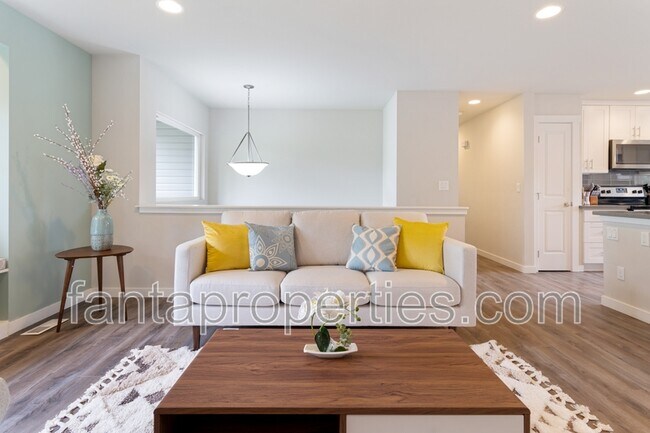 10035 61st Ave S in Seattle, WA - Building Photo - Building Photo