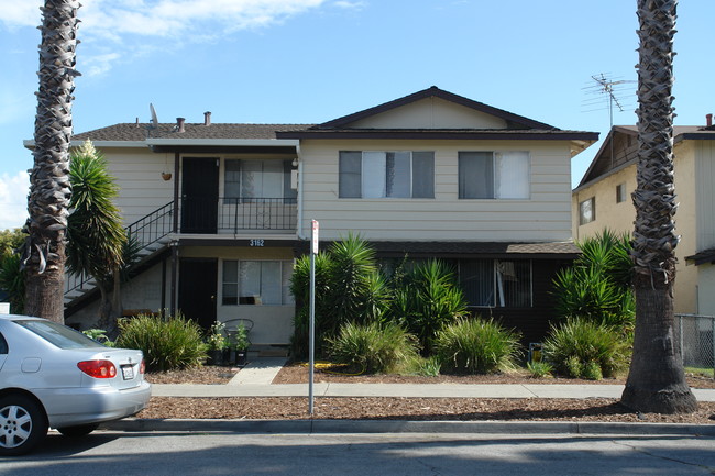 3162 Pearl Ave in San Jose, CA - Building Photo - Building Photo