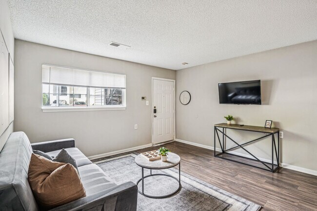 property at 1705 Kenridge Pkwy
