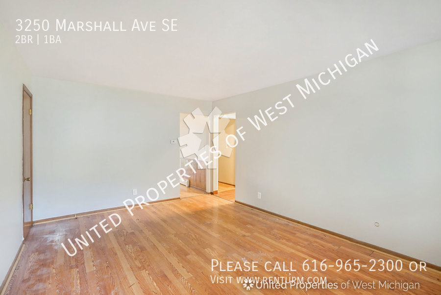 3250 Marshall Ave SE in Grand Rapids, MI - Building Photo