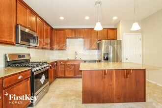 21214 W Palm Ln in Buckeye, AZ - Building Photo - Building Photo