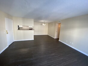 18033 E Ohio Ave in Aurora, CO - Building Photo - Building Photo