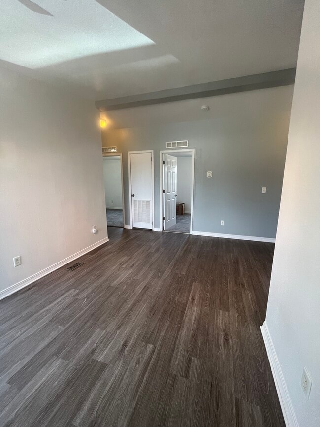 373 N Buchanan St, Unit A in Laramie, WY - Building Photo - Building Photo