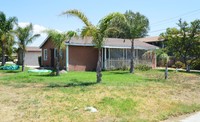 Pepper Ave Apartments in Fontana, CA - Building Photo - Building Photo