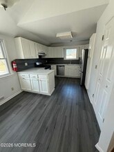 6 Barbara Ln in Toms River, NJ - Building Photo - Building Photo