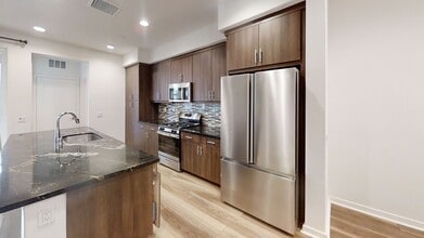 707 S Mosaic St in Anaheim, CA - Building Photo - Building Photo