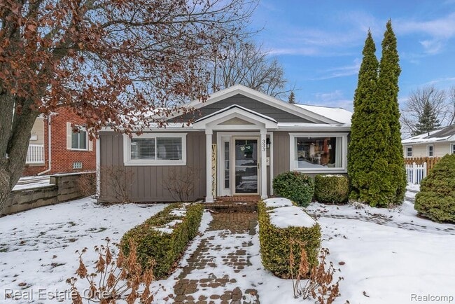 333 N Helen Ave in Rochester, MI - Building Photo - Building Photo