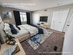 10002 Delores Dr in Streetsboro, OH - Building Photo - Building Photo