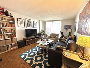 19 Winchester St in Brookline, MA - Building Photo - Building Photo