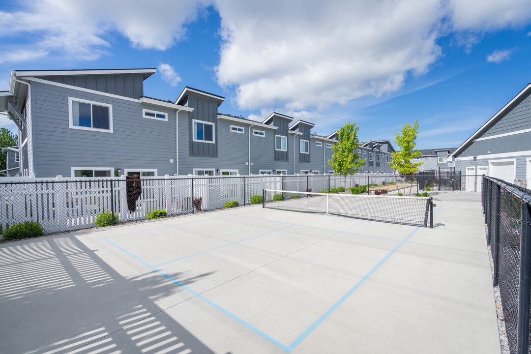 Prairie Pointe Apartments & Townhomes in Coeur d'Alene, ID - Foto de edificio