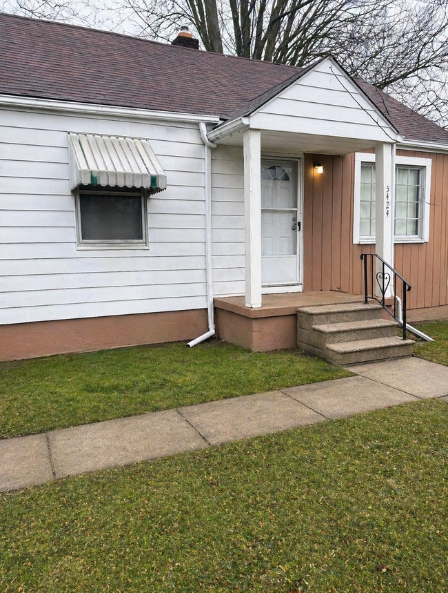 property at 3424 W Mott Ave