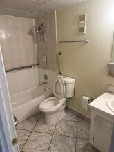 9440 Fontainebleau Blvd, Unit BleauGrotto in Miami, FL - Building Photo - Building Photo