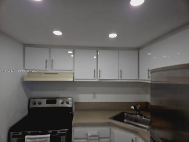 4550 NW 9th St in Miami, FL - Building Photo - Building Photo