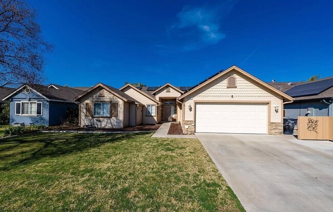 property at 562 W White Oak Dr