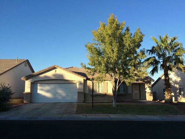 property at 922 Mandolin Way