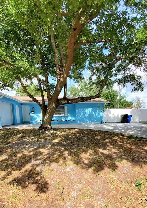 property at 2604 Campus Hill Dr