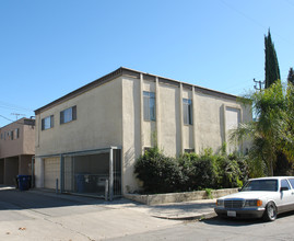 10821-10825 Satsuma Ave in North Hollywood, CA - Building Photo - Building Photo