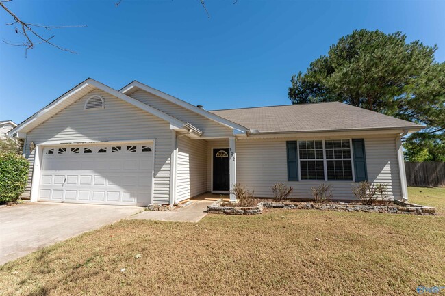 property at 122 Otter Trail SW