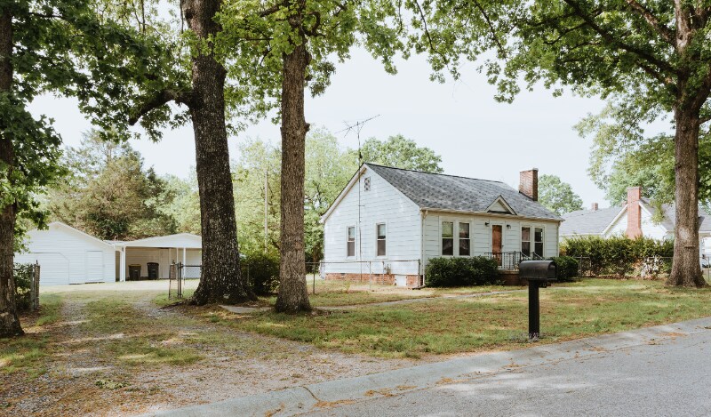 2106 Englewood St in Kannapolis, NC - Building Photo