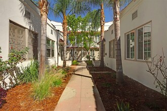 Gallatin Willowbrook, LLC (9633.00) in Los Angeles, CA - Foto de edificio - Interior Photo