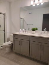 3563 Davenport Creek Ct in Kissimmee, FL - Building Photo - Building Photo