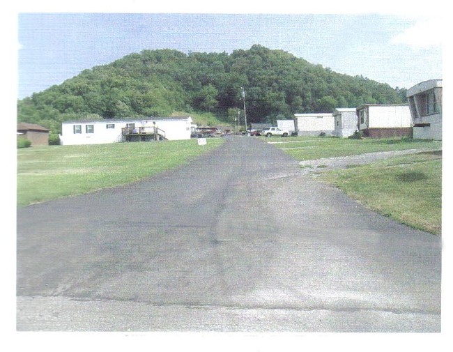 Mobile Home Park in Bristol, TN - Building Photo - Building Photo