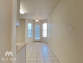 6539 Estes Flats in San Antonio, TX - Building Photo - Building Photo