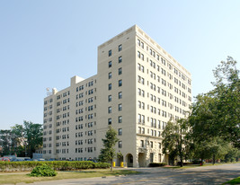 Fairfax House Apartments