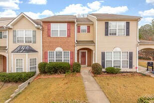 7220 Oakley Ct in Union City, GA - Building Photo