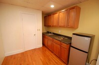 507 Beacon St, Unit C in Boston, MA - Building Photo - Building Photo