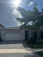 4398 SW 173rd Ave in Miramar, FL - Building Photo - Building Photo