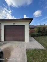 1601 Jolson Ct in Merritt Island, FL - Building Photo
