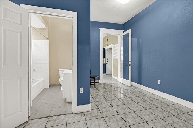 307 N Live Oak St in Houston, TX - Building Photo - Building Photo