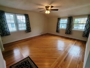 129 Pennsylvania Ave in New Britain, CT - Building Photo - Building Photo