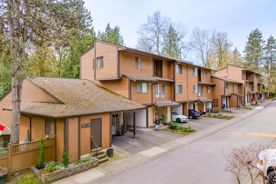 Pine Ridge Housing Co-Operative in Burnaby, BC - Building Photo