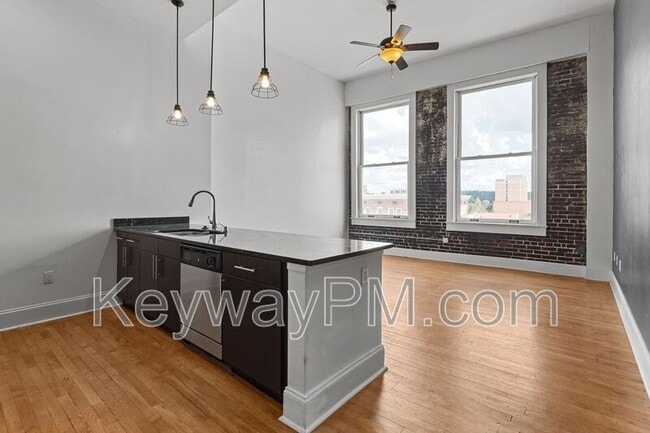 property at 936 Broad St