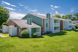 Rivergate Meadows in Goodlettsville, TN - Foto de edificio - Building Photo