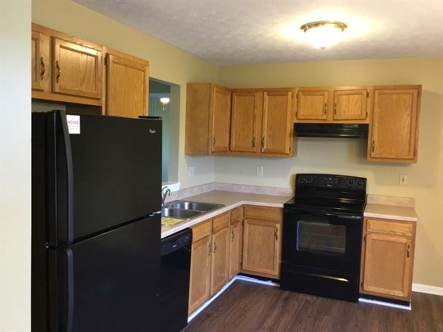 19 Pond Ln in Amelia, OH - Building Photo - Building Photo